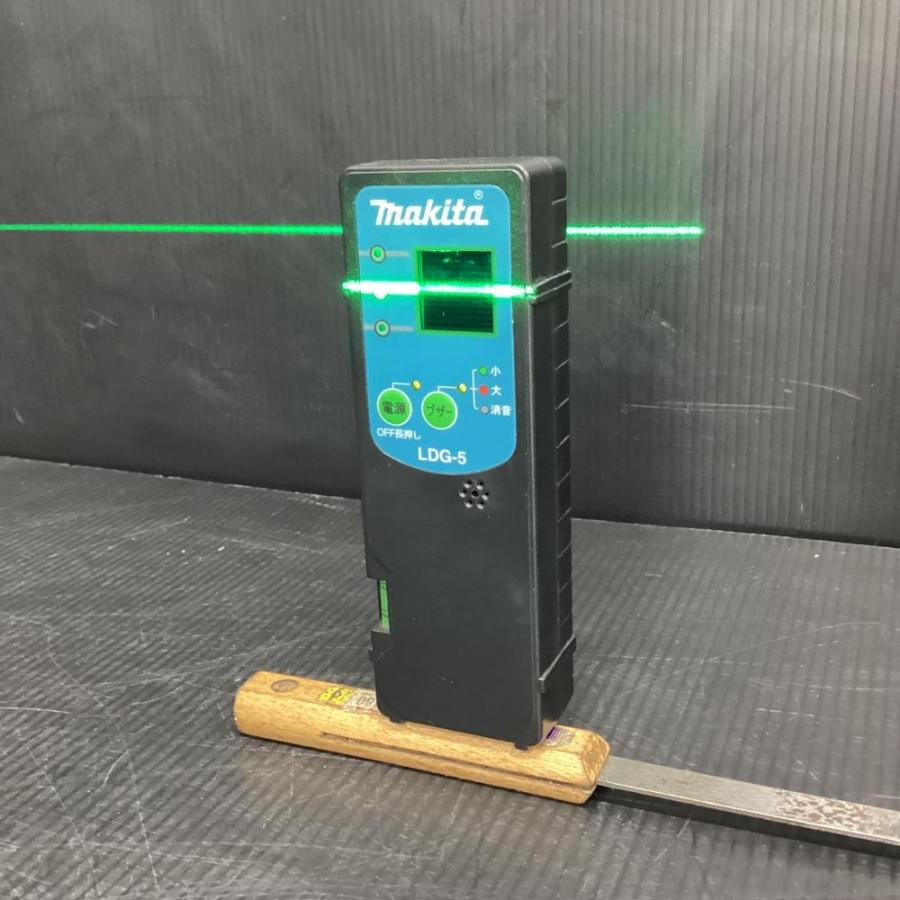 makita 【ｍｍMG】 SK40GD 10,8V充電式レーザー墨出し器（グリーン・クロスライン、ろく）