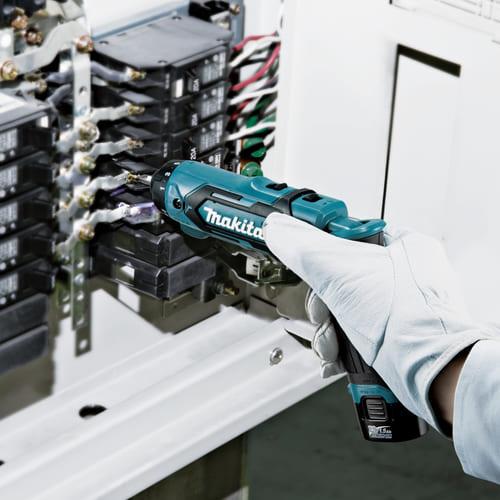 マキタ充電式ペンシル型可変ドリル　電池付き　7,2V マキタ（makita） 7.2V 充電式ペンドライバドリル（黒）DF012DSHXB 1.5