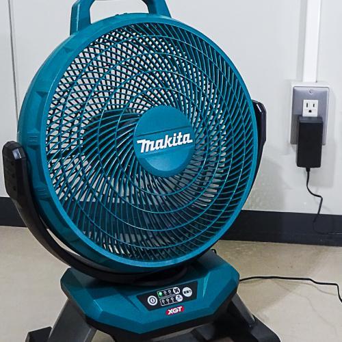 マキタ（makita） 40Vmax 充電式産業扇 CF002GZ 自動首振りモデル (AC