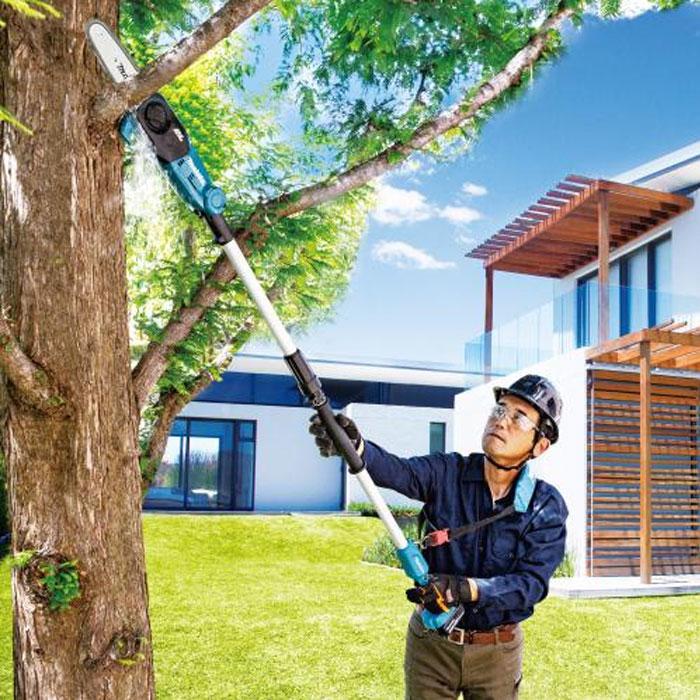 マキタ 18V 充電式高枝チェンソー MUA200DZ 200mm 本体(バッテリ マキタ 18V 充電式高枝チェンソー MUA200DZ 200mm 本体(バッテリ