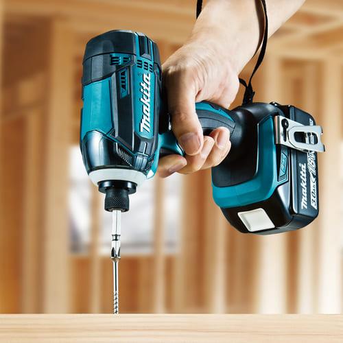 マキタ（makita） 14.4V 充電式インパクトドライバ TD138DRFX 3.0Ah