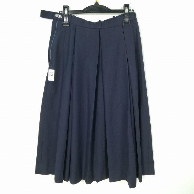 スクールスカート  冬物 w69-丈72 紺 静岡日本大学三島高校 プリーツ 学生服 制服 女子 中古 IN4531｜top-gakuseihuku｜02