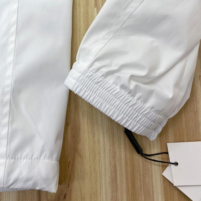 Calvin Klein カルバンクライン ウィンドブレーカー マウンテン Calvin Klein カルバンクライン ウィンドブレーカー マウンテン