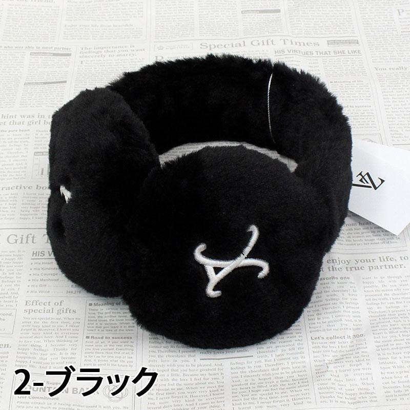 VARZAR（バザール） カーブロゴファーイヤーマフ VA Curved Logo Fur