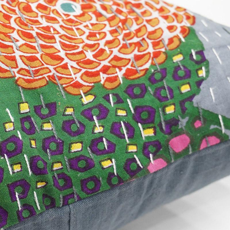 インド製「カンタキルト」クッションカバー◆トロピカル/グレー　KCC-FTGY |  | 02