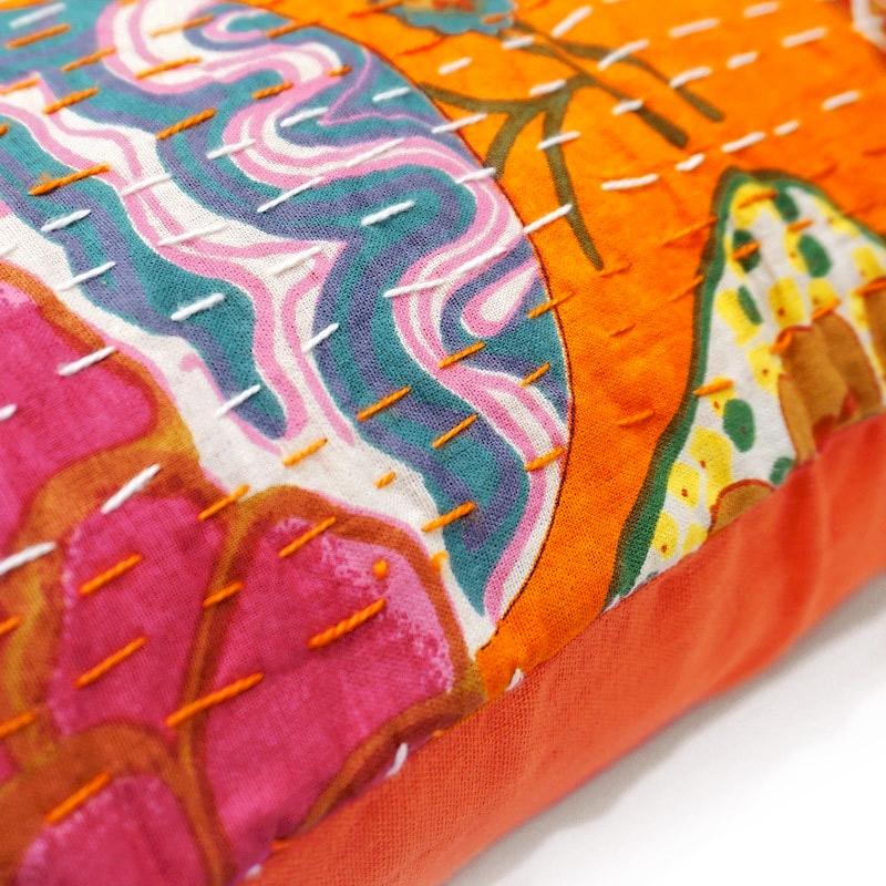 インド製「カンタキルト」クッションカバー◆トロピカル/オレンジ　KCC-FTOR |  | 02