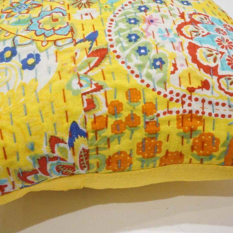 インド製「カンタキルト」クッションカバー◆ペイズリー/イエロー　KCC-PSYL |  | 02