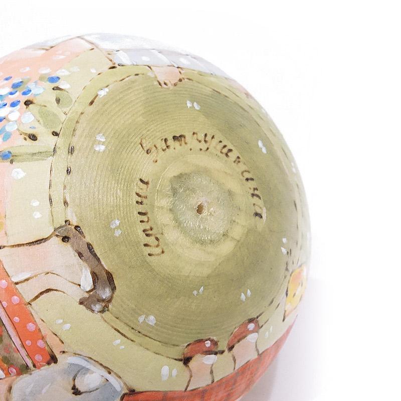 ロシア　イリーナ・ヴァトルーシュキナ作　起き上がりこぼし（女の子）　MAT-097 |  | 05