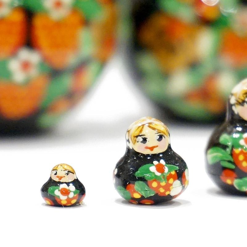 ロシア　ガリーナ・チェーホワ作　ミニマトリョーシカ（10P）　MAT-111 |  | 06