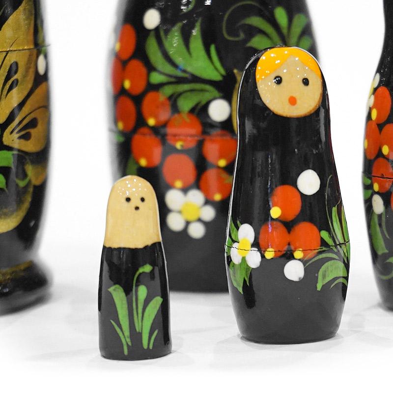 ロシア　キーロフの街のマトリョーシカ（5P）　MAT-156 |  | 03