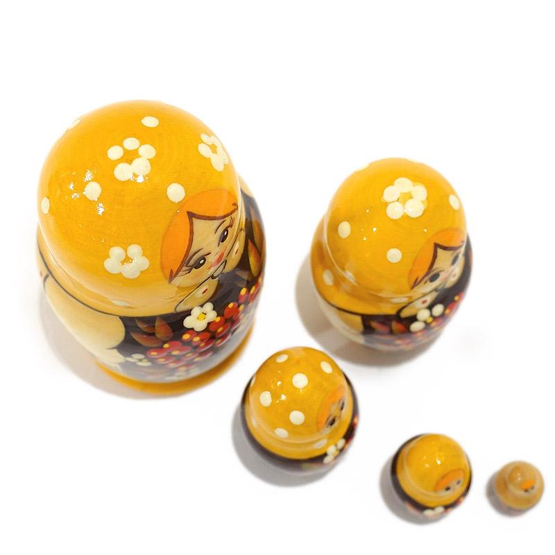 ロシア　キーロフ　マトリョーシカ（5P）　MAT-194 |  | 04