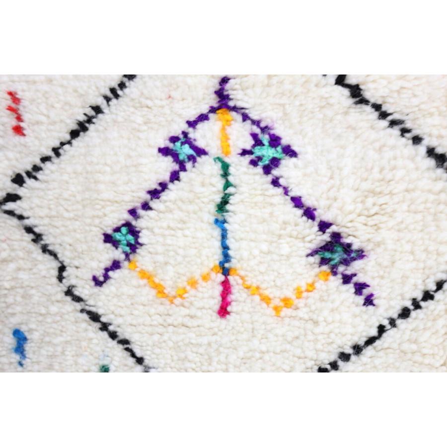 モロッコ手織り絨毯　ベニワレン（Beni Ouarain）　146ｘ96cm　MRB150-01 |  | 07