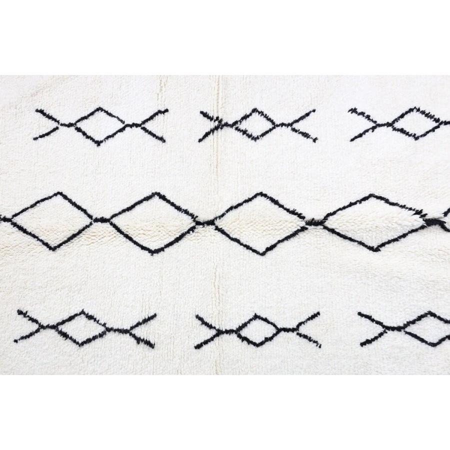 モロッコ手織り絨毯　ベニワレン（Beni Ouarain）　173ｘ123cm　MRB180-01 |  | 03