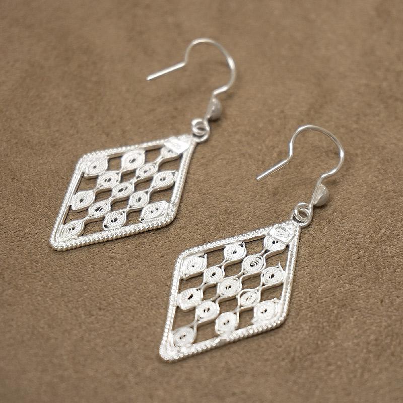 トルコ伝統の銀線細工 テルキャーリ ピアス　SV-E-TK006 |  | 01