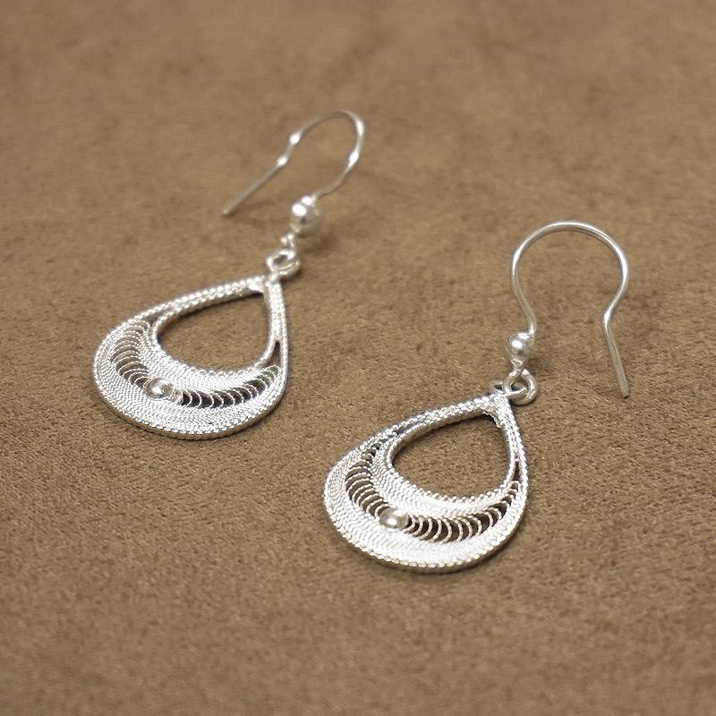 トルコ伝統の銀線細工 テルキャーリ ピアス　SV-E-TK008 |  | 01