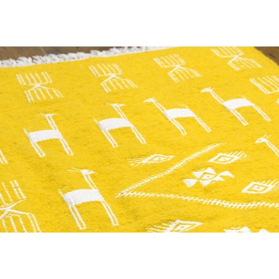 チュニジア　手織りキリム　105×60cm　アクセントラグサイズ　TK115x65-2 |  | 02