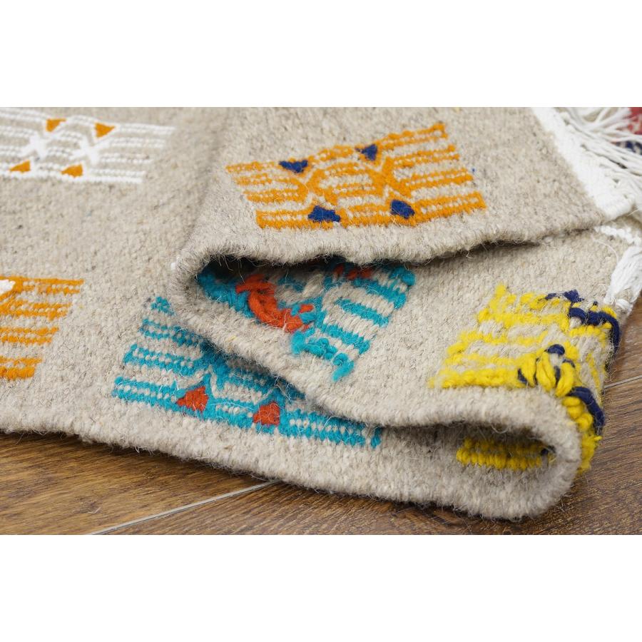 チュニジア　手織りキリム　83×54cm　玄関サイズ　TK80x50-3 |  | 04