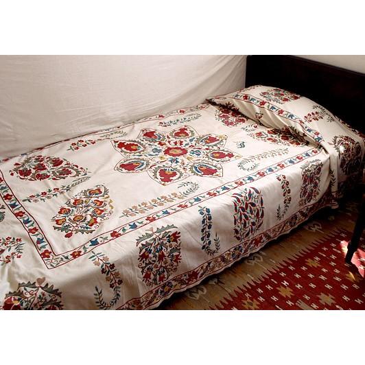 特別SALE シルクスザンニ 刺繍布 Z-202 245x170cm |  | 01