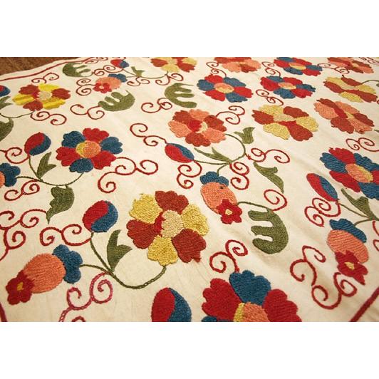 特別SALE シルクスザンニ 刺繍布 Z-251 102x60cm |  | 02