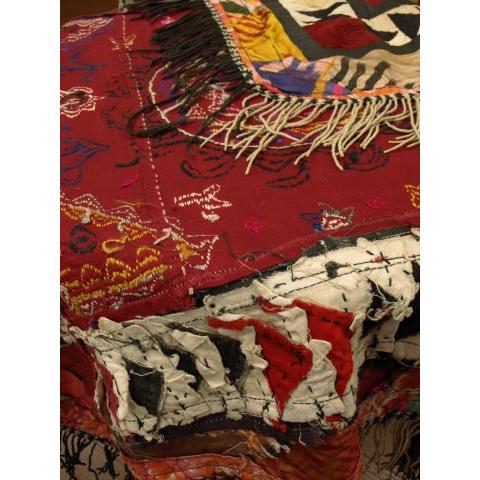 オールドスザンニ 刺繍布 Z-252 70x67cm |  | 03