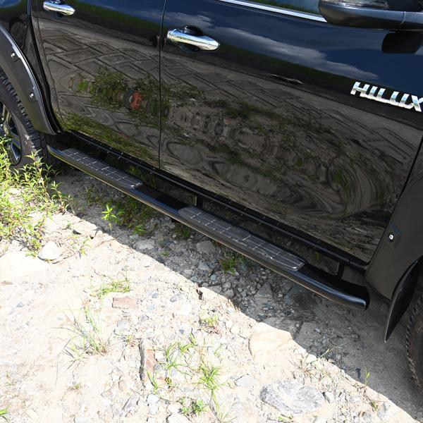 ハイラックスレボ サイドステップ ランニングボード 4.25インチ GUN125