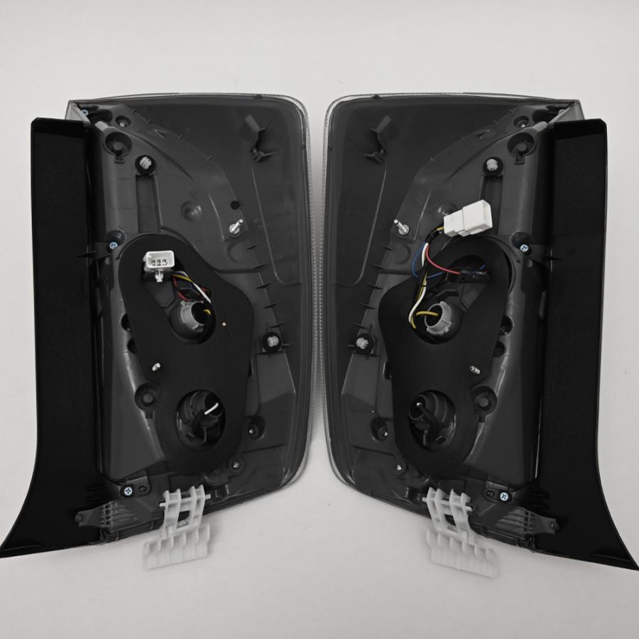 プリウス30系 前期 後期 USルック LEDテールランプ テールライト