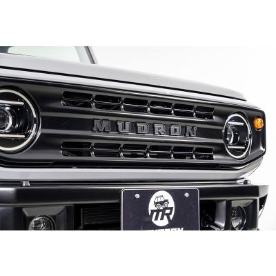 JB64W ジムニー MUDRON グリルエンブレム : エアロ.カスタムパーツの