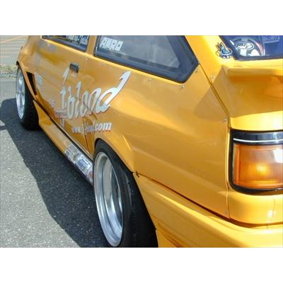 AE86 レビン泥除けリアのみ