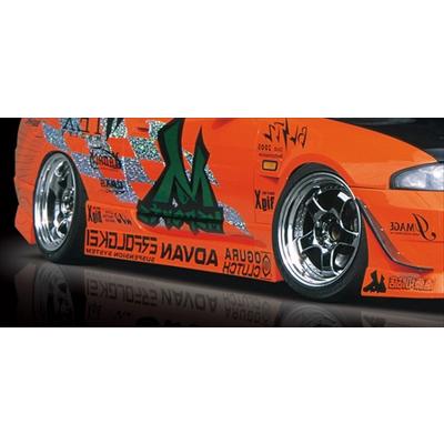 スカイライン R33 M SPORTS サイドステップ : エアロ.カスタムパーツの 
