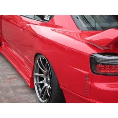 シルビア S15 GTリアワイドフェンダー左右セット 片側30mmワイド シルビア S15 GTリアワイドフェンダー左右セット 片側30mmワイド