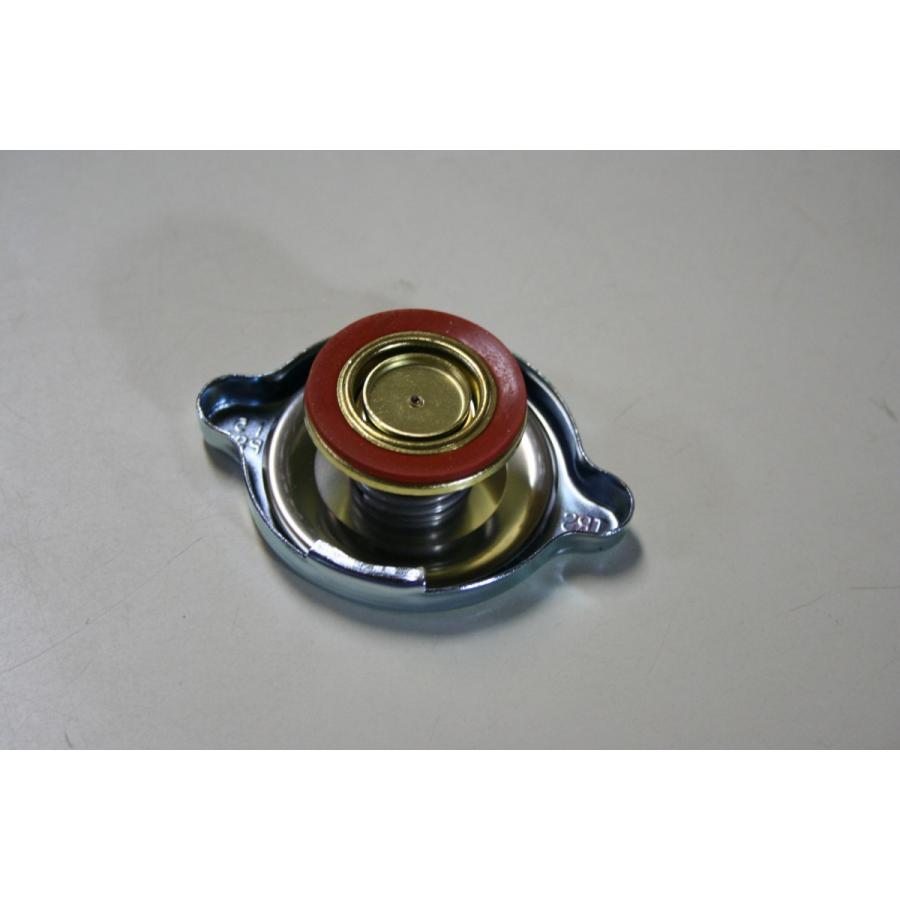 トラクター 建機など ラジエーターキャップ 小型 88kPa 0.9kg cm2 オプション 0.5kg 0.7kg 選択 最大12OFFクーポン