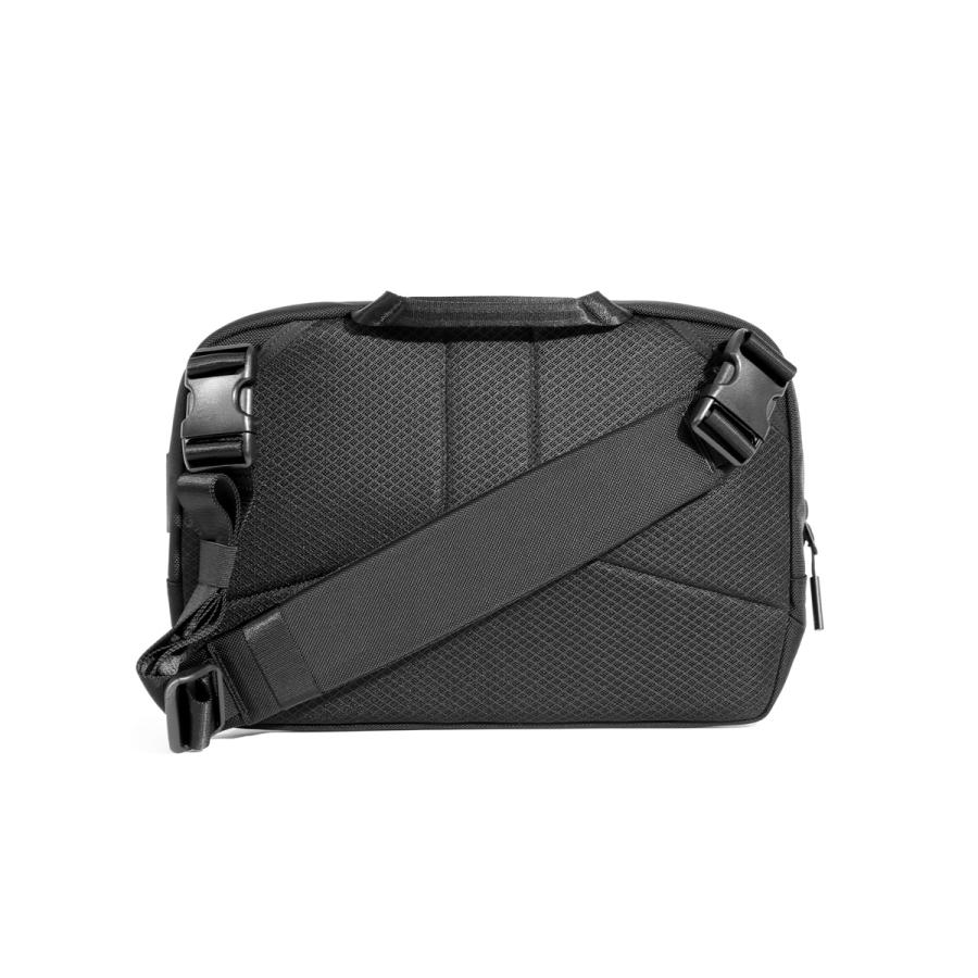 AER（エアー） テックスリング 3 / ボディ ショルダーバッグ AER（エアー） テックスリング 3｜ROCOCO ONLINE STORE