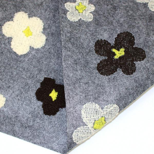 生地 布 フェルト 花柄 もこもこ タフティング風 クロス ニードル