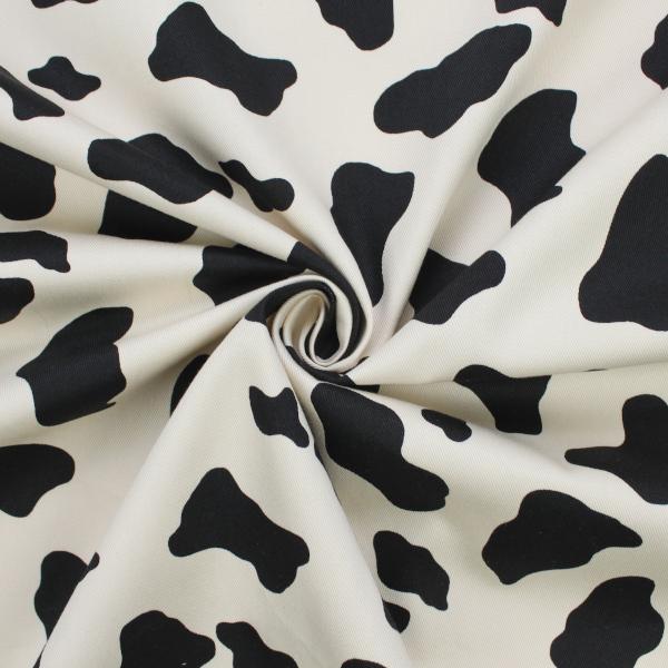 生地 布 牛 ホルスタイン アニマル柄 綿ツイル 約110cm幅 うし 7070-11
