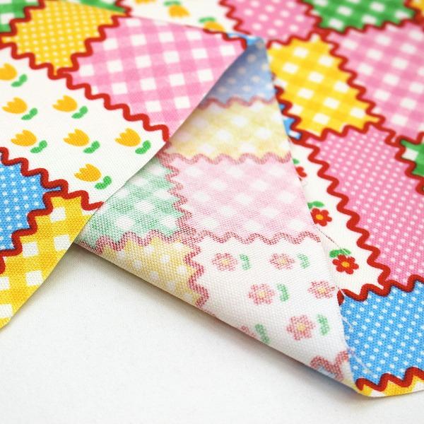 パッチワーク風の布　古布　昭和レトロ　ぼろ布 生地 布 パッチワーク レトロポップ お花 チェック ドット 花柄 水玉