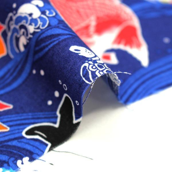 大判　アジア　ビンテージ古布　動物　魚　モチーフ　赤×白×紺 大判アジアビンテージ古布動物魚モチーフ赤×白×紺