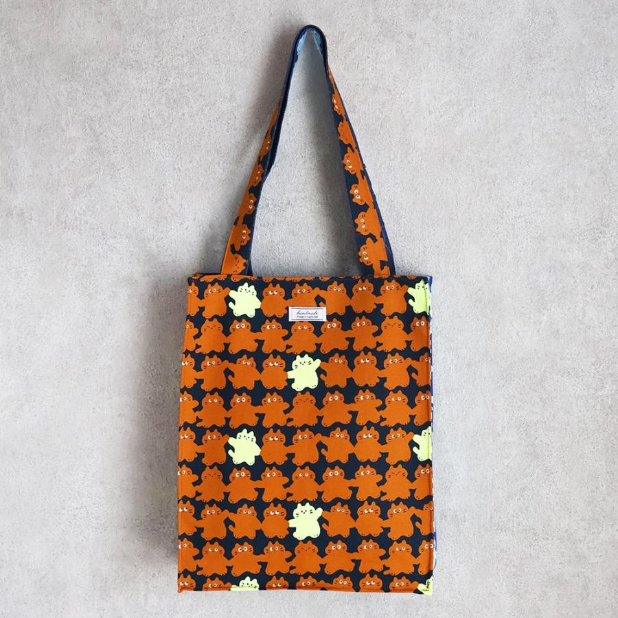 生地 布 蛍光顔料プリント メロウフレンズ 猫 MELLOW FRIENDS オックス 綿100% 約110cm幅 ゆうパケット2ｍ対応 10cm単位価格 |  | 12