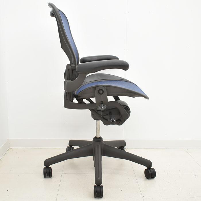 ハーマンミラー アーロンチェア AE111PWB チェア 正規品　Bサイズ 中古】アーロンチェア AE111PWB Herman Miller/ハーマンミラー 肘付