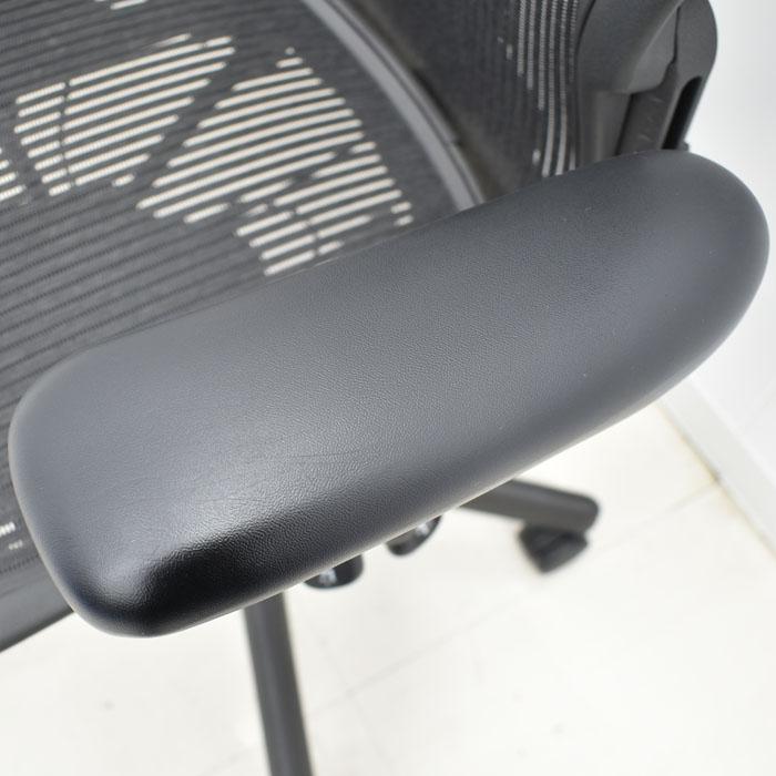 Herman Miller（ハーマンミラー） アーロンチェア Bサイズ フル装備