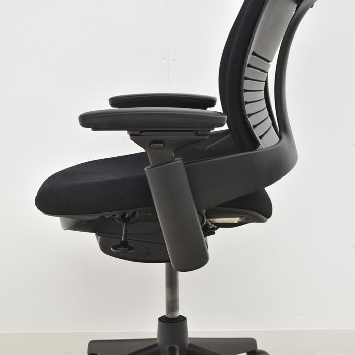 中古】スチールケース リープV2 可動肘 ハンガー付 USモデル 中古】スチールケース リープV2 可動肘 ハンガー付 USモデル