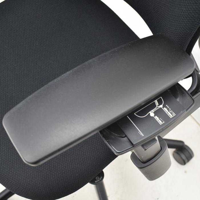 中古】スチールケース リープV2 可動肘 ハンガー付 USモデル 中古】スチールケース リープV2 可動肘 ハンガー付 USモデル