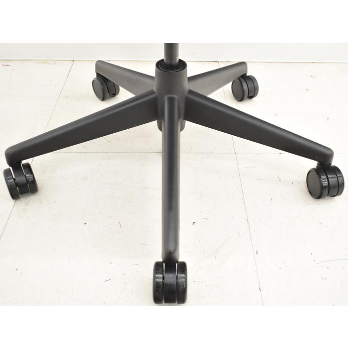 Steelcase 【中古】スチールケース リープV2 可動肘 ハンガー Steelcase 【中古】スチールケース リープV2 可動肘 ハンガー