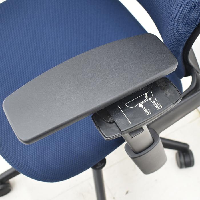 Steelcase（スチールケース） 【中古】スチールケース リープV2 可動 