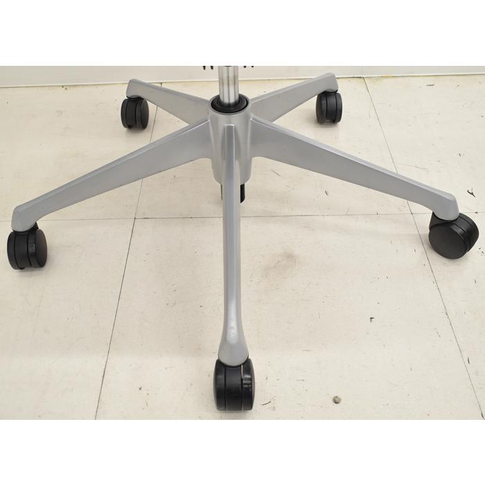 【中古】オカムラ　バロン　ハイバック　可動肘　ランバーサポート　ハンガー　2024092702【中古オフィス家具】 【寄】