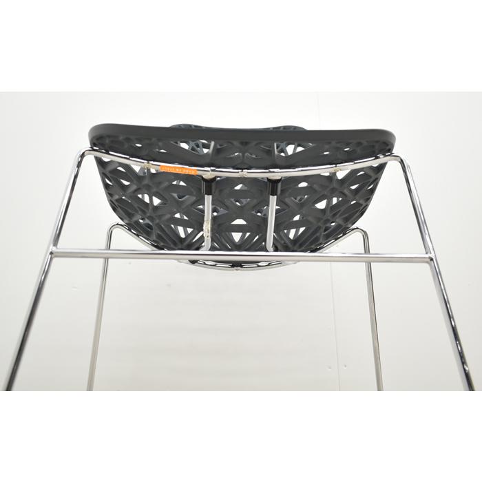 中古】クラスヴィッグ NETT ミーティングチェア スタッキング 屋外仕様