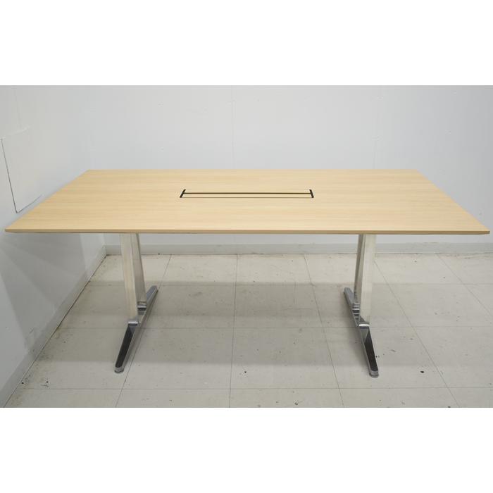 【中古】オカムラ　T-skill　ミーティングテーブル　配線ダクト付　2018年製　幅1800　2025040202【中古オフィス家具】 【会議室】