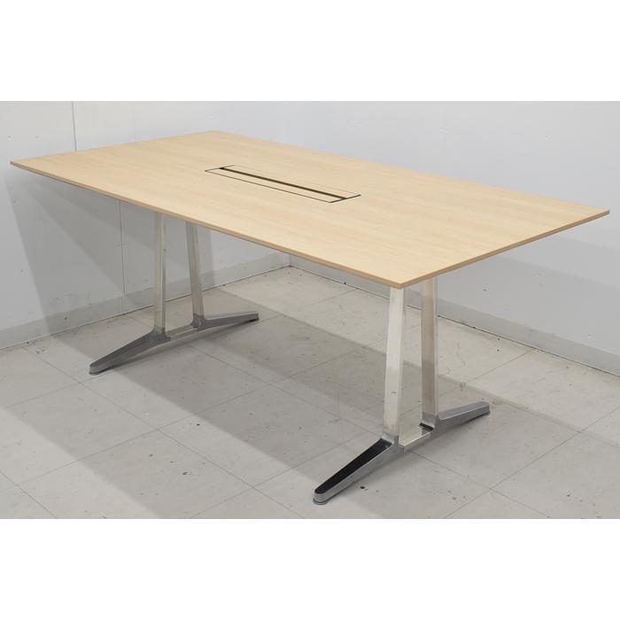 【中古】オカムラ　T-skill　ミーティングテーブル　配線ダクト付　2018年製　幅1800　2025040202【中古オフィス家具】 【会議室】
