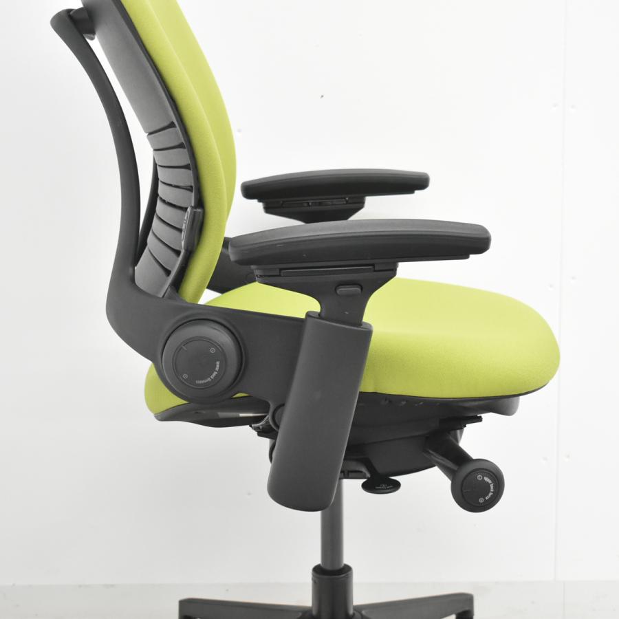 【中古】スチールケース リープＶ２ APモデル 可動肘 ランバーサポート グリーン 2026030503【中古オフィス家具】の画像
