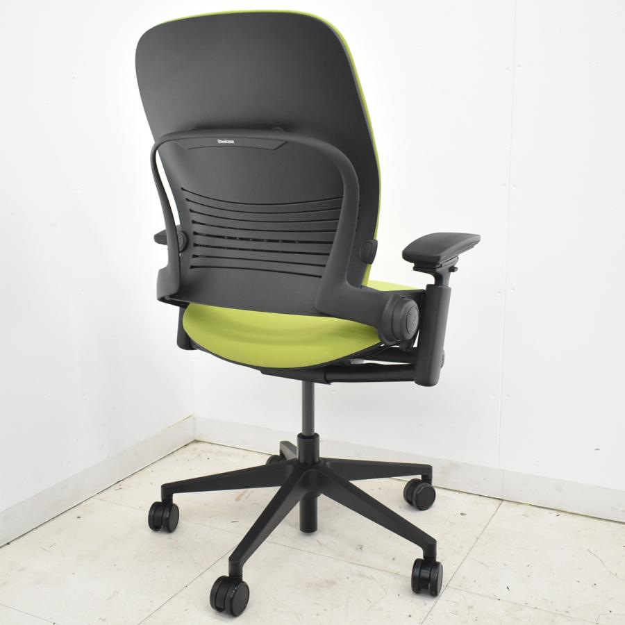 【中古】スチールケース リープＶ２ APモデル 可動肘 ランバーサポート グリーン 2026030503【中古オフィス家具】の画像