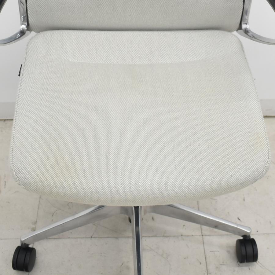 【中古】オカムラ　モードチェア　ハイバック　固定肘　ポリッシュ　アイボリー　2026042004【中古オフィス家具】_3